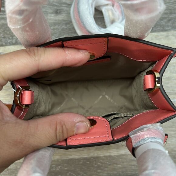 1600 NWT Michael Kors Mini Satchel - Picture 6 of 6